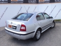obrázek vozu ŠKODA OCTAVIA I Tour 05-10 1.6 75kW +AC Parkovací systém Defend-Lock + Alarm s GSM lokací Denní LED svícení najeto pouze 5tis km v plné Tovární ZÁRUCE ŠKODA