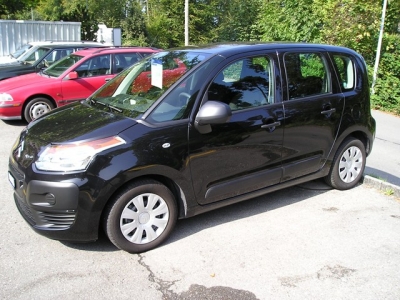 obrázek vozu CITROËN C3 Picasso 1.4i 70kW Essentiel REFERENČNÍ VŮZ v Tovární záruce původní cena 298.000 Kč najeto pouze 9tis km s odpočtem DPH