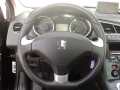 obrázek vozu PEUGEOT 5008 2.0HDi 16V 120kW